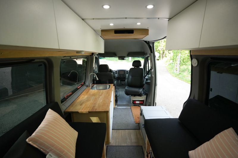 Picture 4/11 of a 2011 Mercedes Sprinter Campervan for sale in Verona, Wisconsin