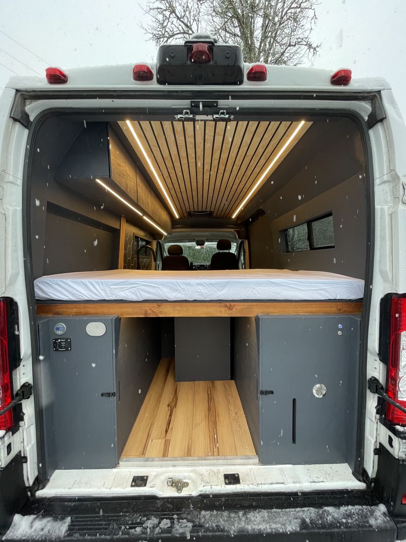 Picture 2/28 of a 2019 Ram Promaster for sale in Albany, Oregon