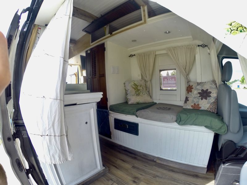 Picture 4/13 of a Ford Transit 250 extend high roof mint  for sale in Melbourne, Florida