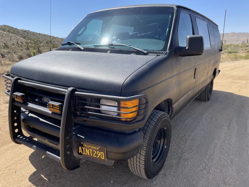 Picture 4/33 of a Ford E350 Econoline Sport Van for sale in Yucca Valley, California