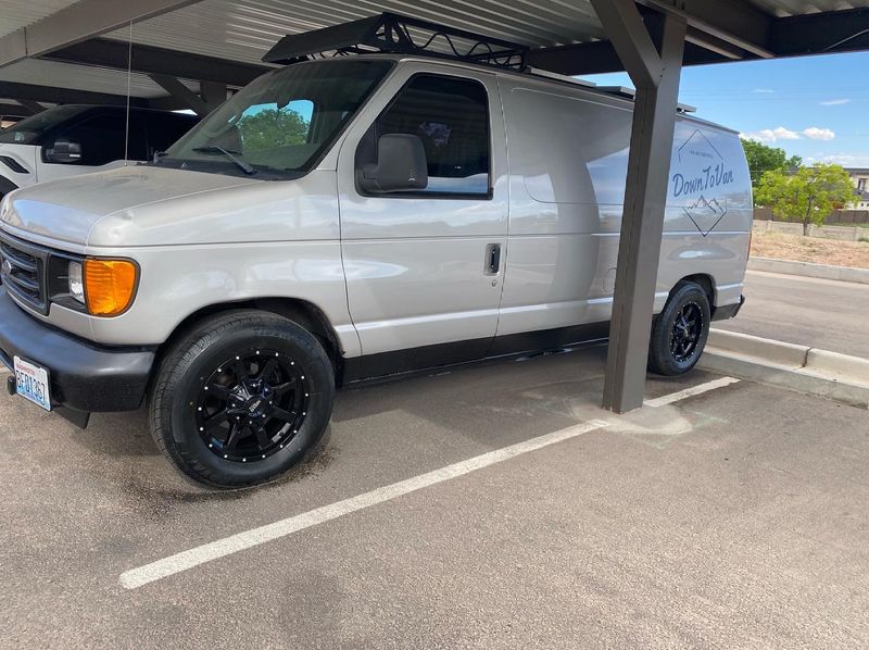 Picture 3/28 of a 2003 Ford E-150 Camper Van for sale in Carlsbad, New Mexico