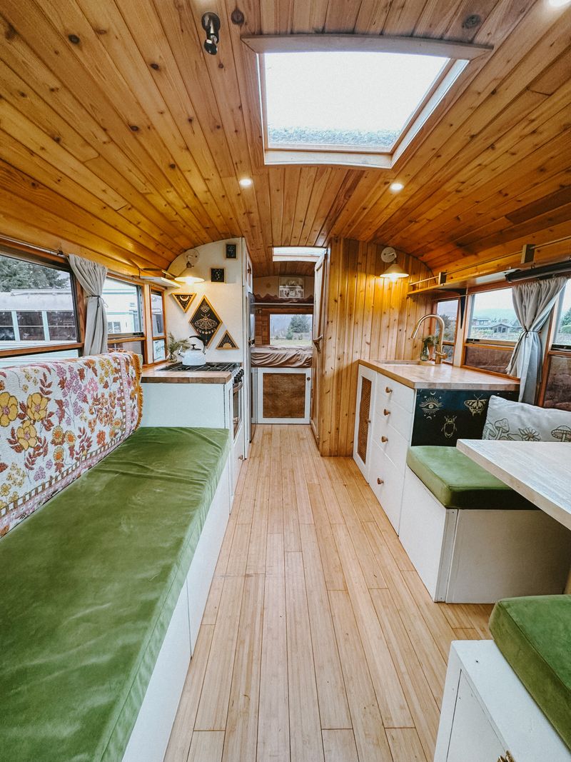 Picture 1/19 of a 2007 Lavender Dream Skoolie -24ft for sale in Portland, Oregon