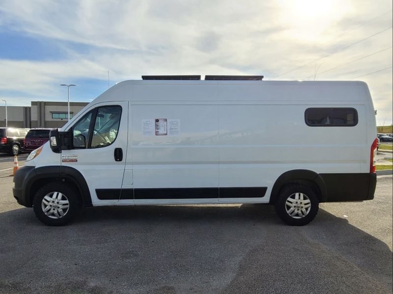Picture 3/43 of a 2019 Ram ProMaster High Roof Campervan for sale in Kansas City, Kansas