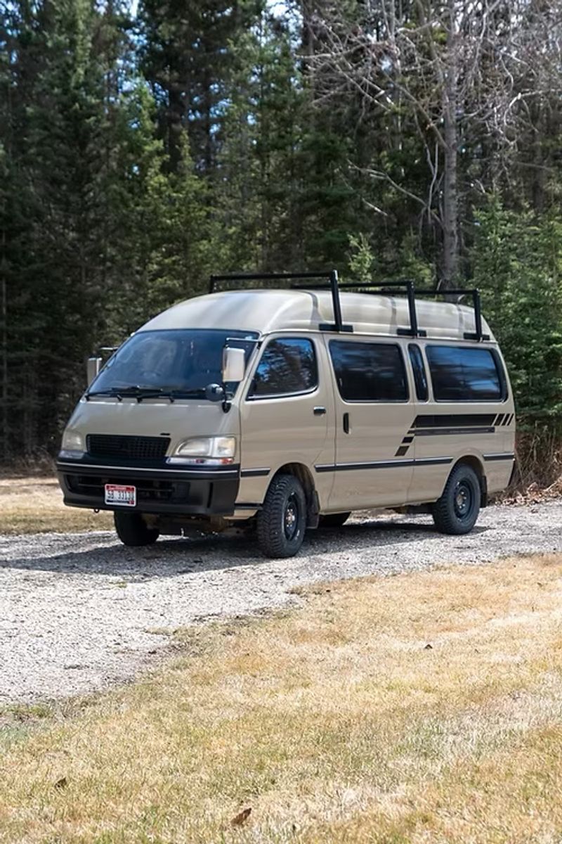 Picture 1/14 of a 1997 Toyota Hiace Camper Conversion by Samurai Campers Japan for sale in Kalispell, Montana