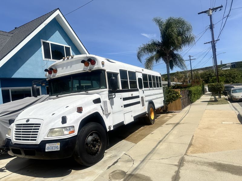 Picture 1/11 of a 2010 Bluebird Vision Propane Bus for sale in Wilmington, California