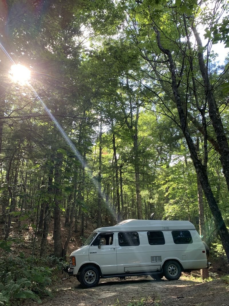 Picture 4/20 of a 1992 Dodge Roadtrek 190 Independent for sale in Morganton, North Carolina