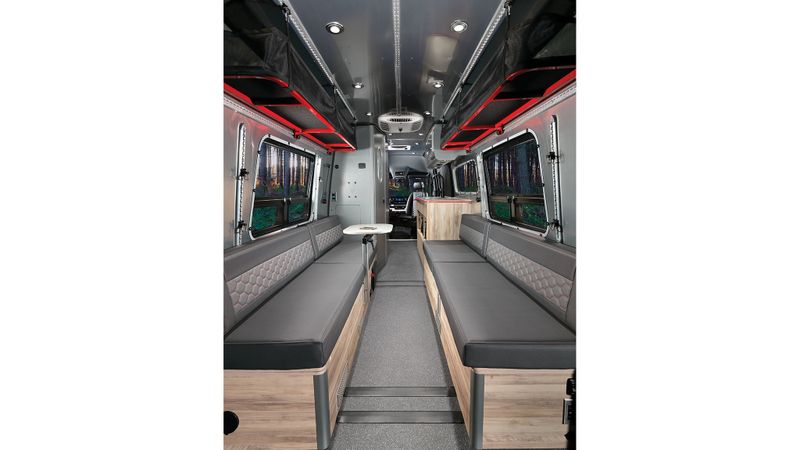 Picture 5/15 of a 2022 Airstream Interstate 24X 4WD for sale in Tempe, Arizona