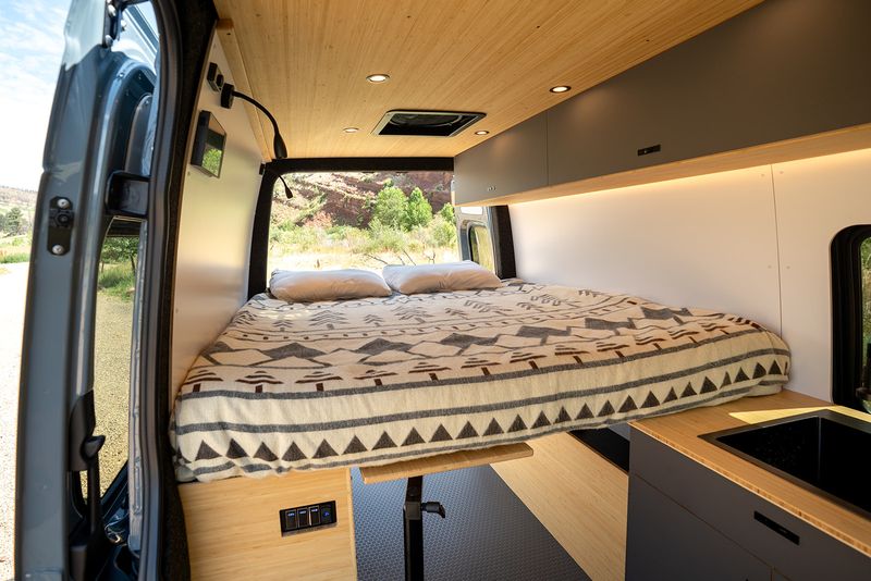 Picture 3/15 of a 2025 Geotrek Bear Peak Sprinter 144 AWD for sale in Boulder, Colorado
