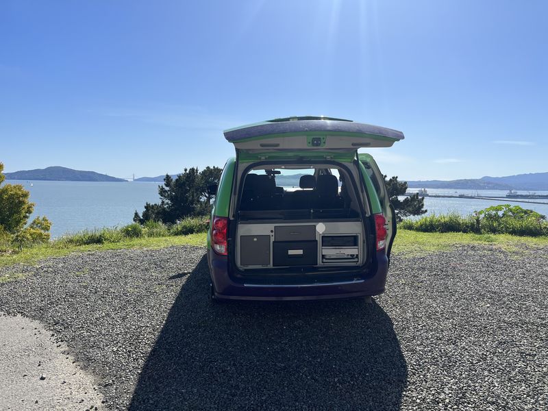Picture 4/17 of a 2012 Dodge Grand Caravan Conversion - ex. JUCY  for sale in Richmond, California