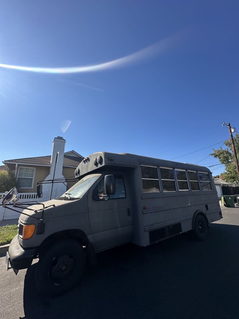 Picture 2/8 of a 2003 Ford E-450 Diesel for sale in North Hollywood, California