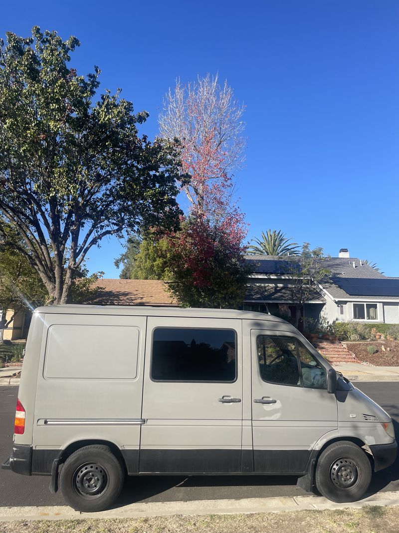 Picture 2/18 of a 2005 Dodge Sprinter 118 WB for sale in Chatsworth, California