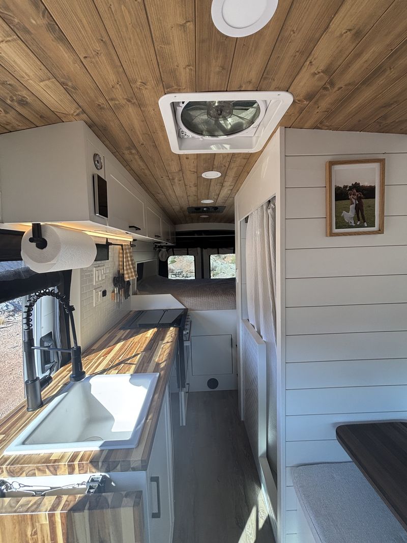 Picture 4/20 of a 2022 Ford Transit for sale in Denver, Colorado