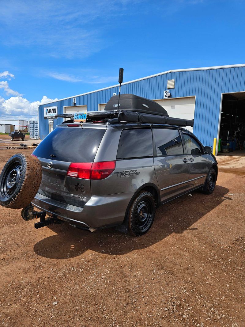 Picture 3/58 of a 2004 Toyota Sienna AWD V6 for sale in Watford City, North Dakota