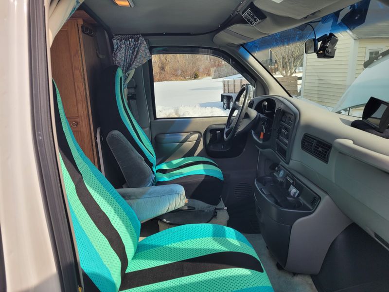 Picture 2/12 of a 1999 Roadtrek 200 Popular  for sale in Woburn, Massachusetts