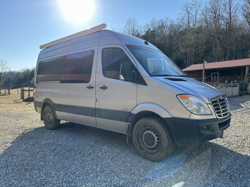 Picture 2/13 of a 2007 Sprinter Van for sale in Tompkinsville, Kentucky