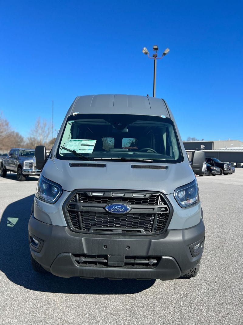Picture 4/8 of a DISCOUNTED - 2023 NEW Abyss Ford Transit AWD Trail HR EXT for sale in Fayetteville, Arkansas