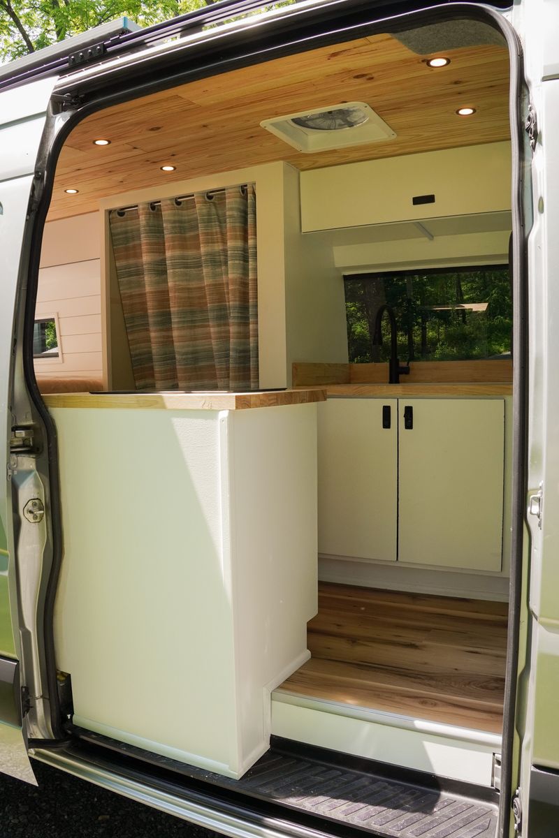 Picture 4/18 of a 2018 Mercedes-Benz sprinter 3500 170 camper conversion van for sale in Columbus, Georgia