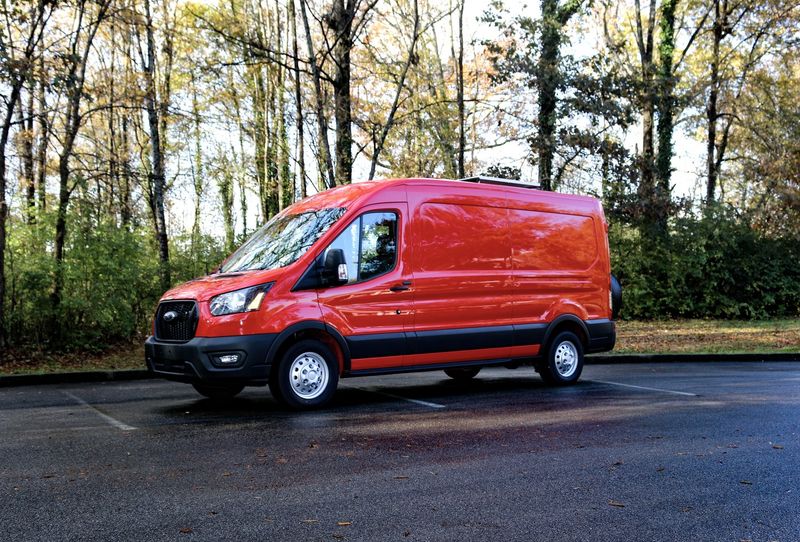 Picture 2/19 of a 2021 Ford Transit Mid-Roof AWD 3.5 L TwinTurbo Ecoboost Van for sale in Chattanooga, Tennessee