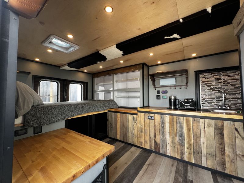 Picture 4/14 of a 1986 Ford E350 Ambulance Conversion for sale in Somers, Montana