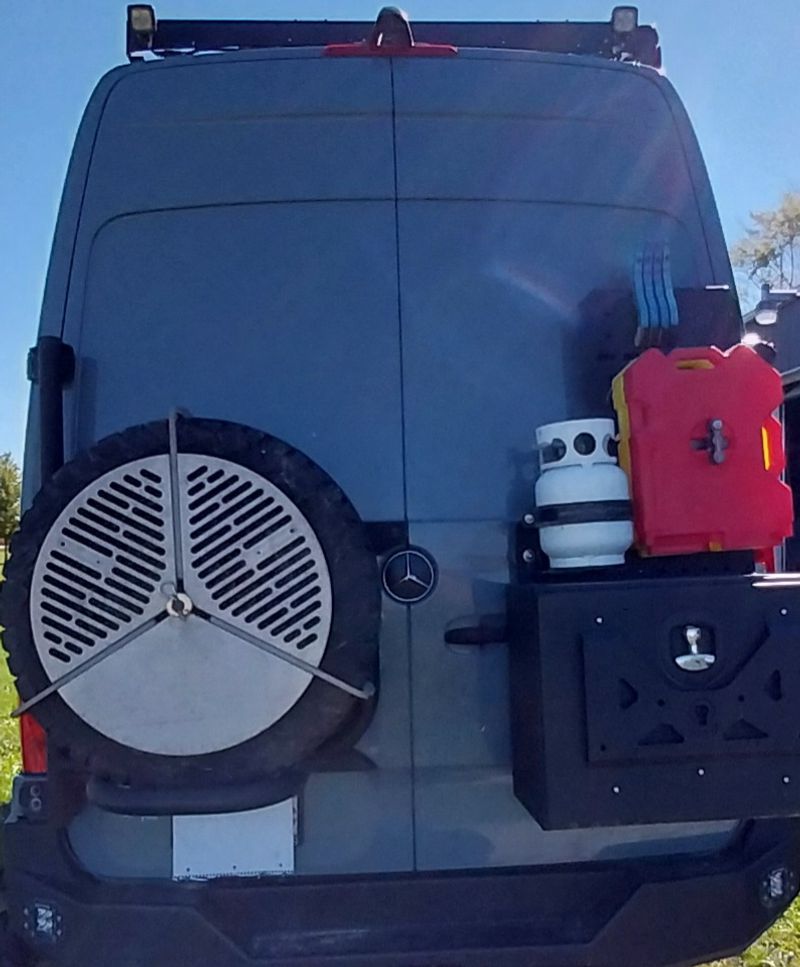 Picture 3/45 of a 2022 Mercedes Sprinter Hi-Top 4x4 Camper for sale in Kankakee, Illinois