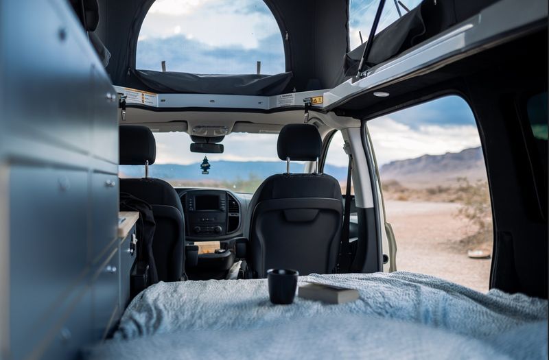 Picture 5/13 of a 2022 MERCEDES-BENZ METRIS - CAMPERVAN for sale in Torrance, California