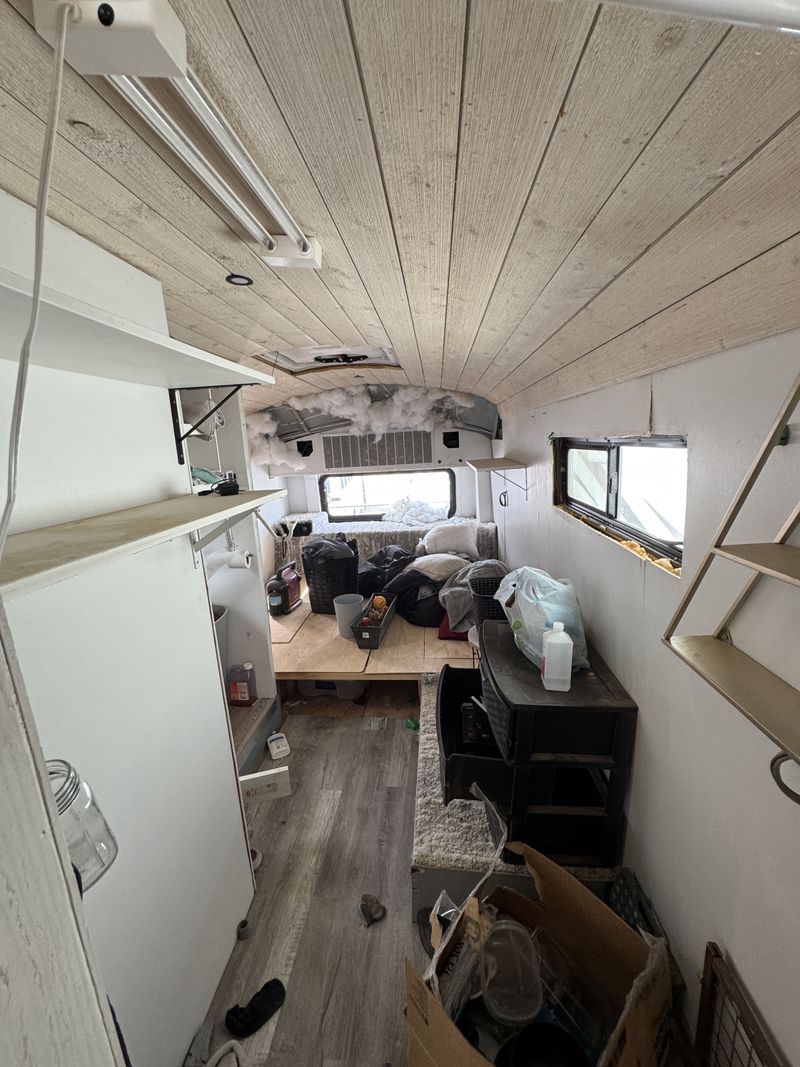 Picture 5/18 of a 2006 Thomas saf-t-liner for sale in Joshua Tree, California