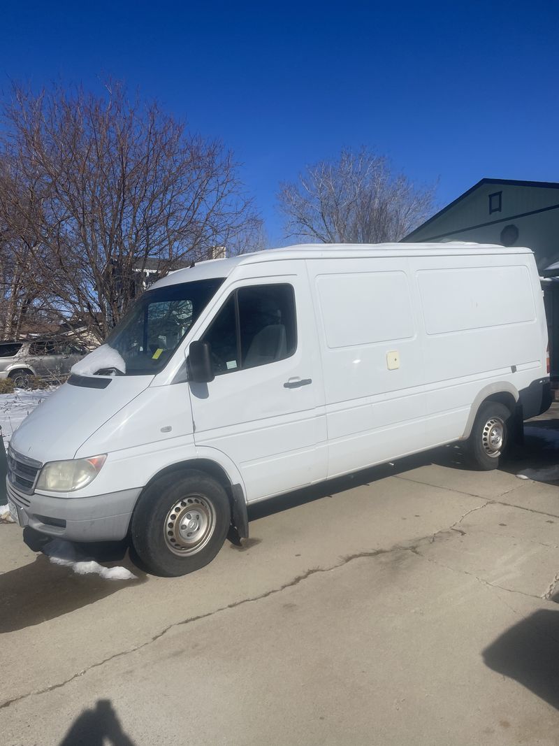 Picture 1/26 of a 2005 Dodge Sprinter for sale in Longmont, Colorado