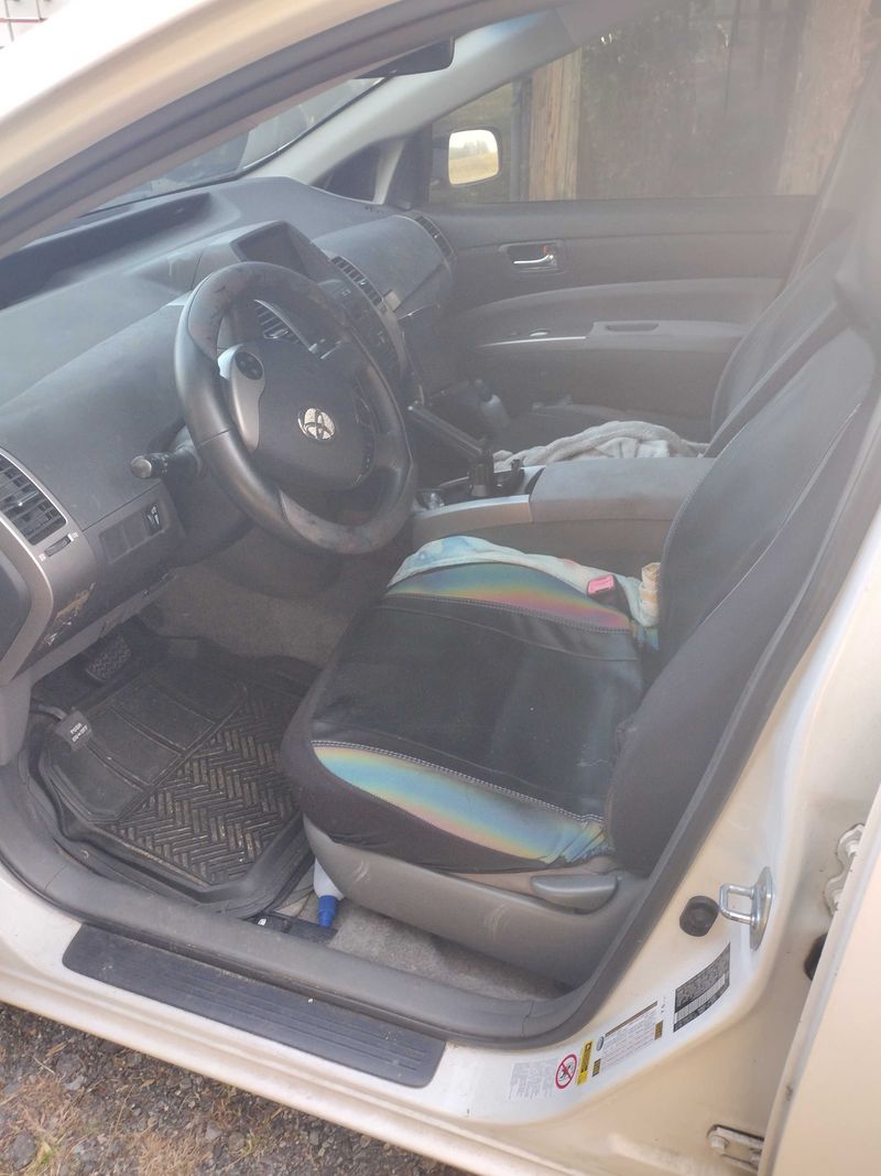 Picture 2/6 of a Micro Camper toyota prius 2009 for sale in Statesville, North Carolina