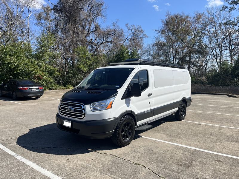 Picture 3/22 of a 2018 Vandoit Ford Transit T350 for sale in Houston, Texas