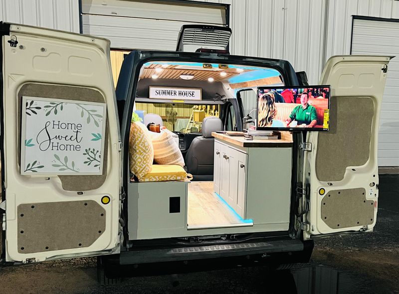 Picture 2/24 of a 2011 Ford Transit Connect (PRICE REDUCED) for sale in Melbourne, Florida