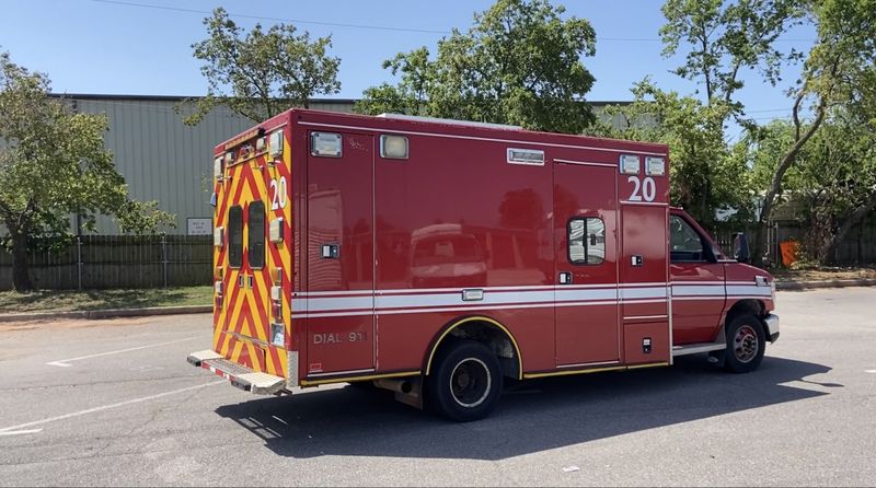 Picture 5/14 of a 2009 Ford E450 Ambulance for sale in Oklahoma City, Oklahoma