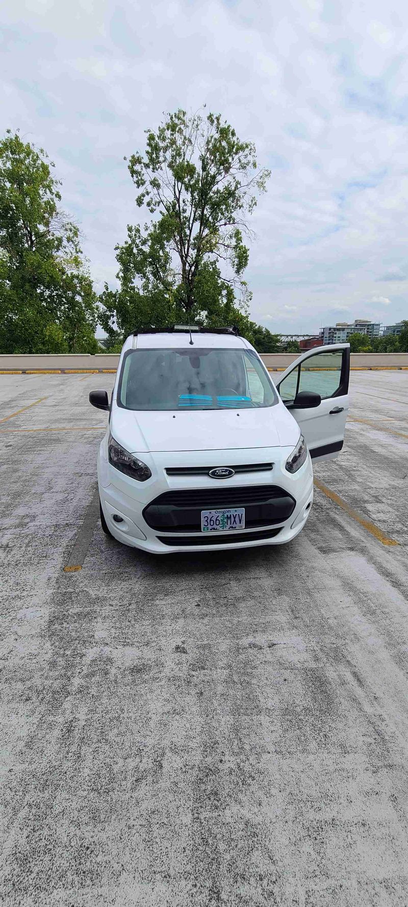Picture 3/12 of a 2015 Ford Transit Connect for sale in Portland, Oregon