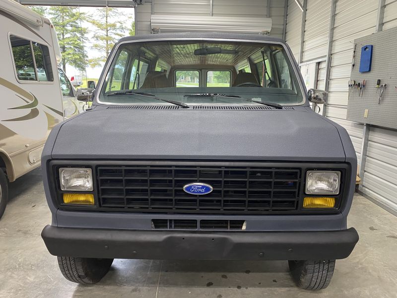 Picture 2/9 of a 1991 Ford E-350 for sale in Hodgenville, Kentucky