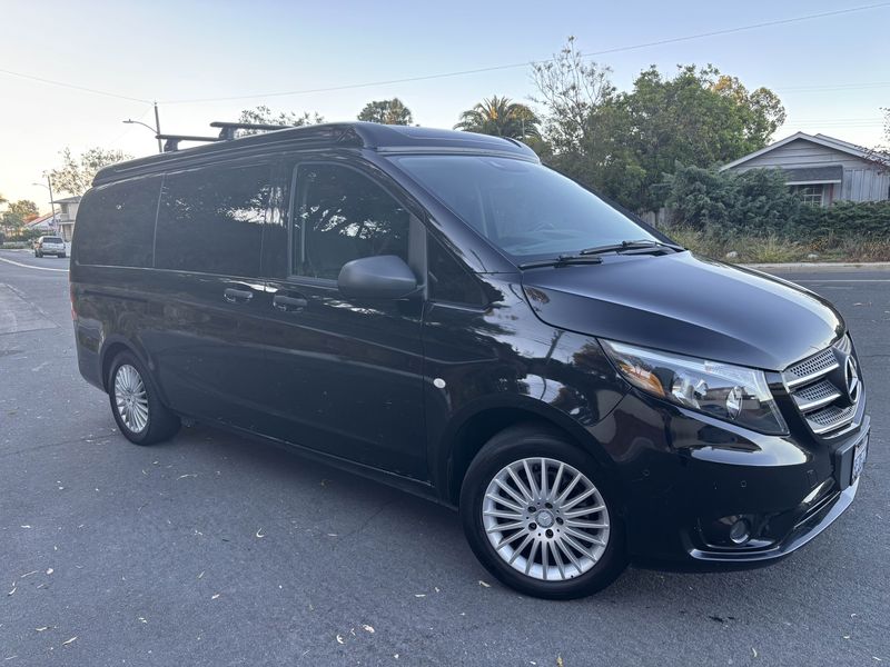 Picture 3/9 of a 2018 Mercedes Metris Weekender for sale in Torrance, California