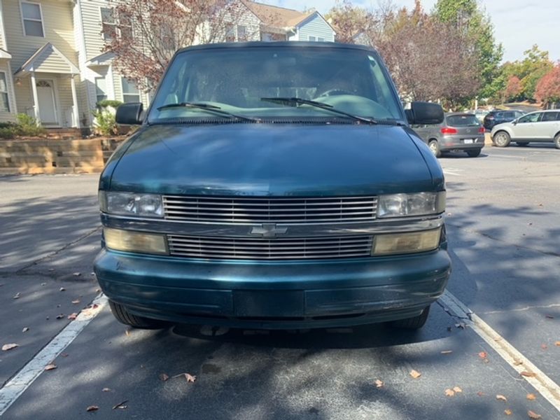 Picture 2/30 of a 2000 Chevrolet Astro Camper for sale in Wake Forest, North Carolina