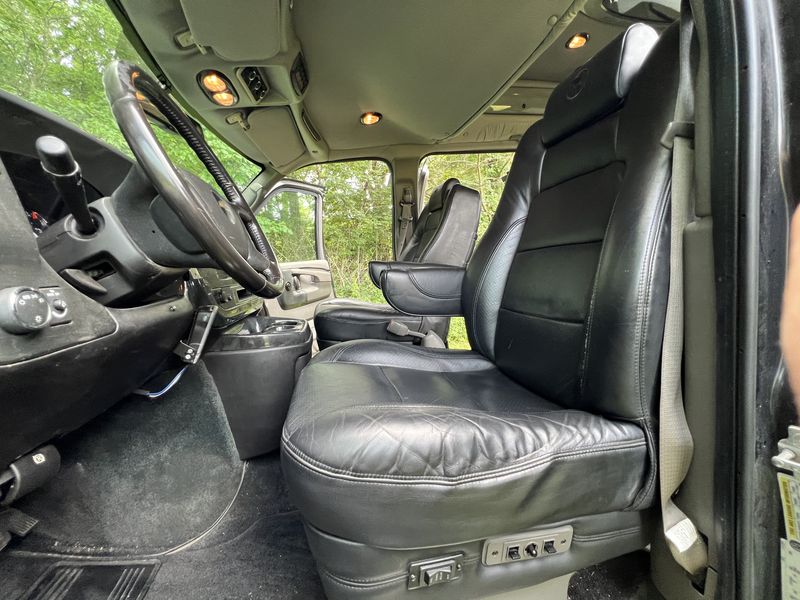 Picture 5/15 of a 2009 AWD Chevy Express explorer conversion  for sale in Rehoboth, Massachusetts