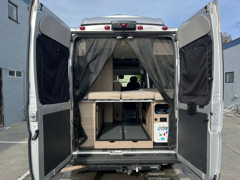 Picture 4/33 of a Winnebago 2023 Solis 59P for sale in Anchorage, Alaska