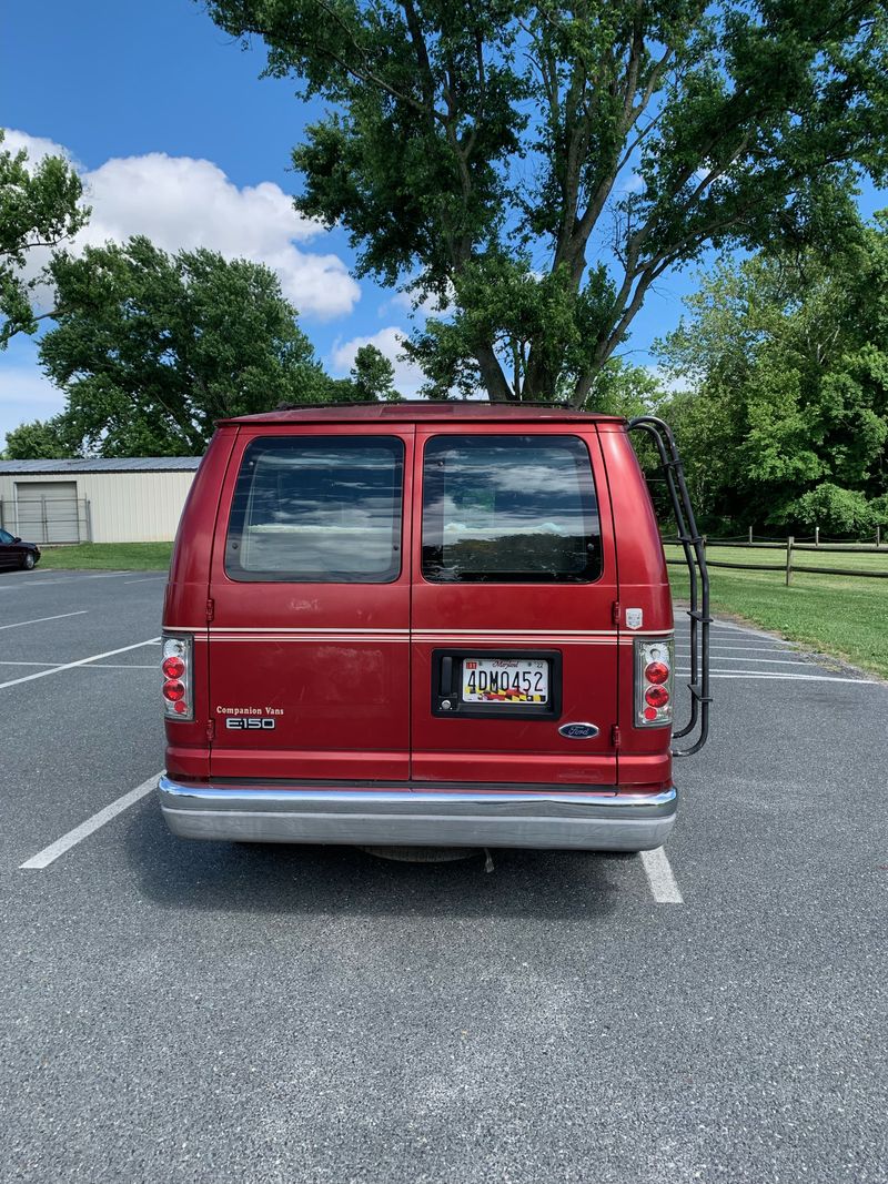 Picture 4/16 of a 1999 Ford E-Series Campervan for sale in Easton, Maryland