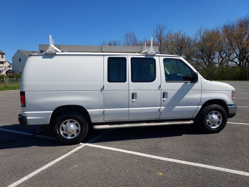 Picture 1/6 of a 2013 Ford E250 Van for sale in Bethlehem, Pennsylvania