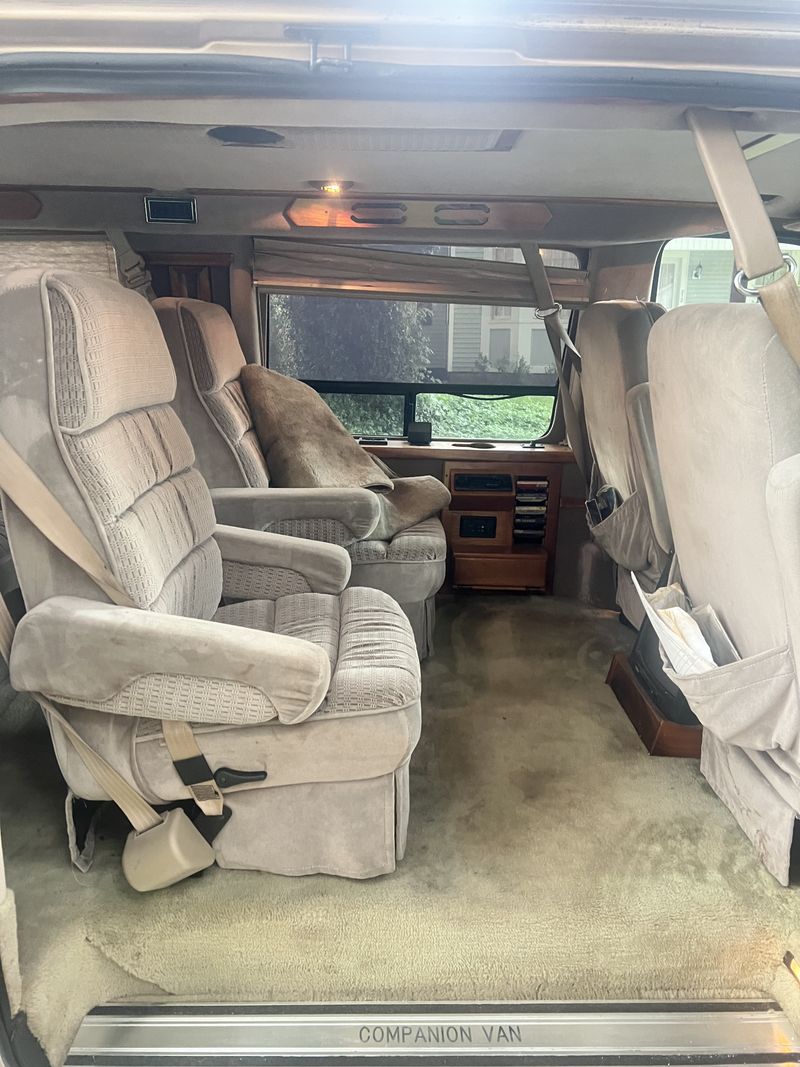 Picture 4/12 of a 1996 Ford E150 Conversion Van for sale in Lafayette, Louisiana