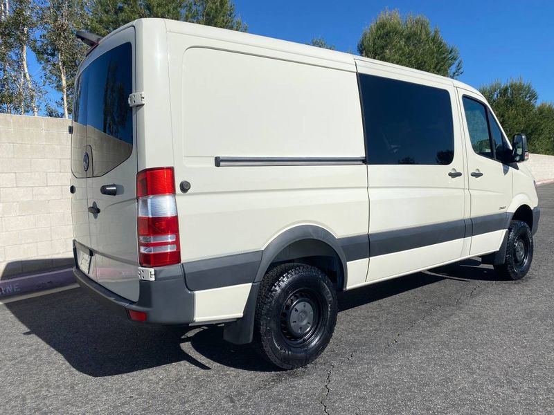 Picture 1/9 of a 2015 MERCEDES BENZ SPRINTER 4X4 DIESEL V6 for sale in Irvine, California