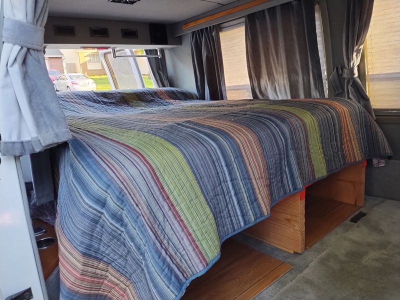 Picture 2/16 of a 1989 Chevy Conversion Van for sale in Wichita, Kansas