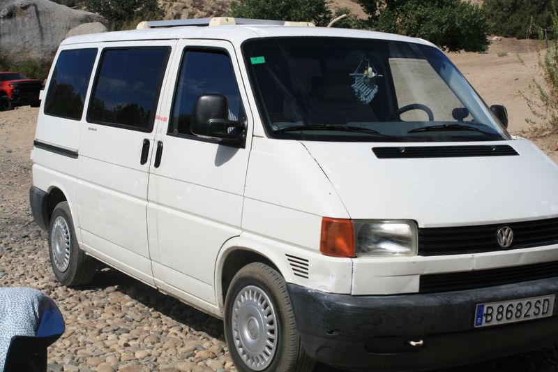 Picture 2/14 of a Volkswagen Transporter 1996 for sale in Los Angeles, California
