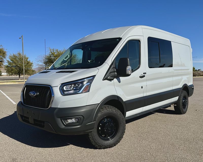 Picture 4/13 of a 2022 AWD Transit 148 MR - Camping Ready! for sale in Las Cruces, New Mexico