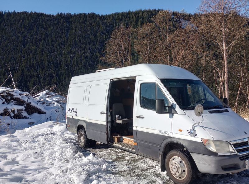 Picture 1/13 of a 2003 Dodge Sprinter 3500 (Camper Van) Priced to sell for sale in Denver, Colorado