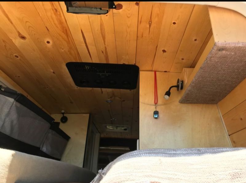 Picture 4/18 of a 2020 sprinter 4x4 low miles / 100k warranty  for sale in Fountain Hills, Arizona