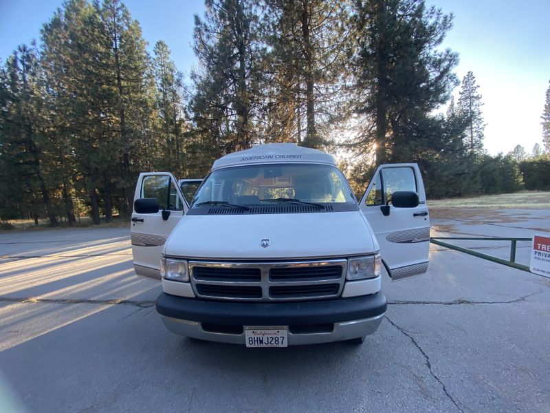 Camper Van For Sale: 1995 Dodge Ram American Crusier
