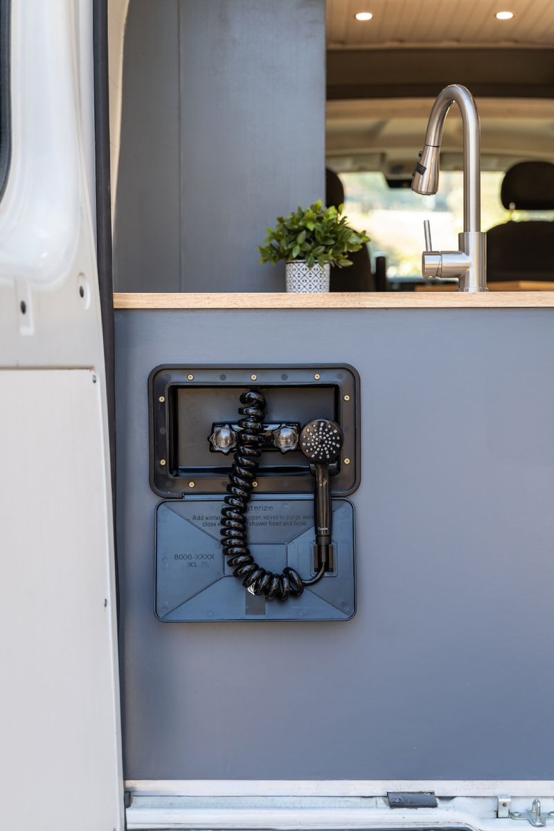 Picture 5/12 of a Professionally Converted RAM Promaster | Off-Grid Campervan for sale in West Columbia, South Carolina