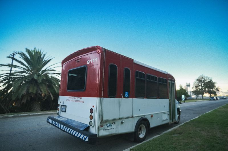Picture 4/31 of a 2008 Ford E-450 V10 Shuttle Bus for sale in Los Angeles, California