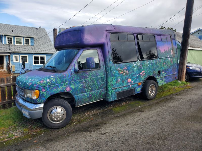 Picture 4/8 of a 1999 e-450 Custom Build Schoolie for sale in Tacoma, Washington